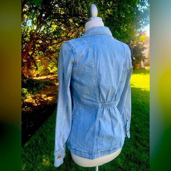 Maurices Light Blue Jean 🧥 jacket - Picture 3 of 6